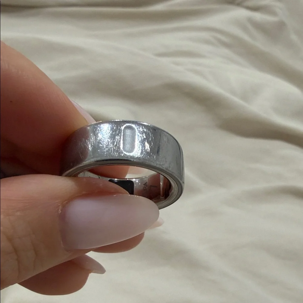 Oura Silver Smart Ring